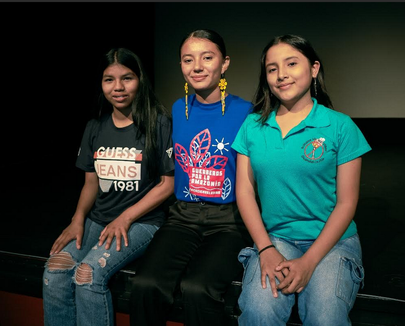 🇪🇨 Un documental denuncia otra sentencia incumplida por el Estado

'Caso Mecheros, más allá de la sentencia' recuerda que 4 años después, los mecheros siguen quemando gas en la Amazonía

En la Sala 2 del <a href="/8medio/">OCHOYMEDIO</a>
jueves 3 de julio
18:00

👉bit.ly/4kf8LlO
🖊️<a href="/AngelaILD/">Ángela Lascano</a>