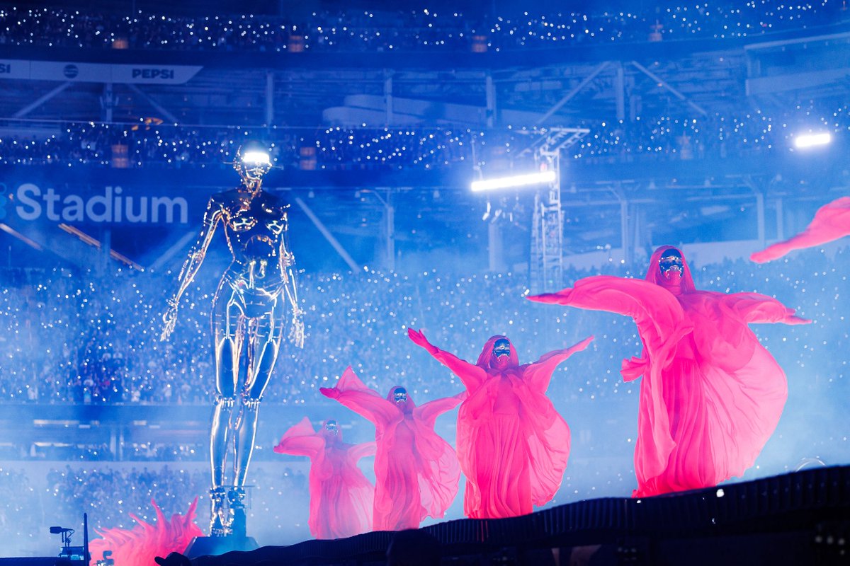 The Mayor and the City Council of Inglewood, has proclaimed June 25 through June 29, 2025 “The Weeknd Week” 🎤✨

This week, we celebrated <a href="/theweeknd/">Abel Tesfaye</a>’s extraordinary contributions to music and culture, and a historic week of performances at SoFi Stadium!