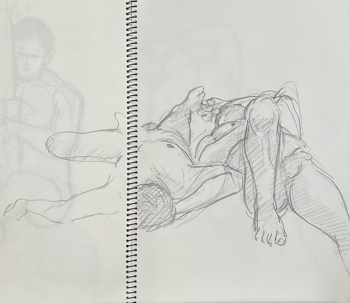 昨日はクロッキー会に参加しました！
美しい筋肉のモデルさん2人のポーズは
とても描き応えがありました💪
#ポエクロ

↓クロッキー会で描いた絵