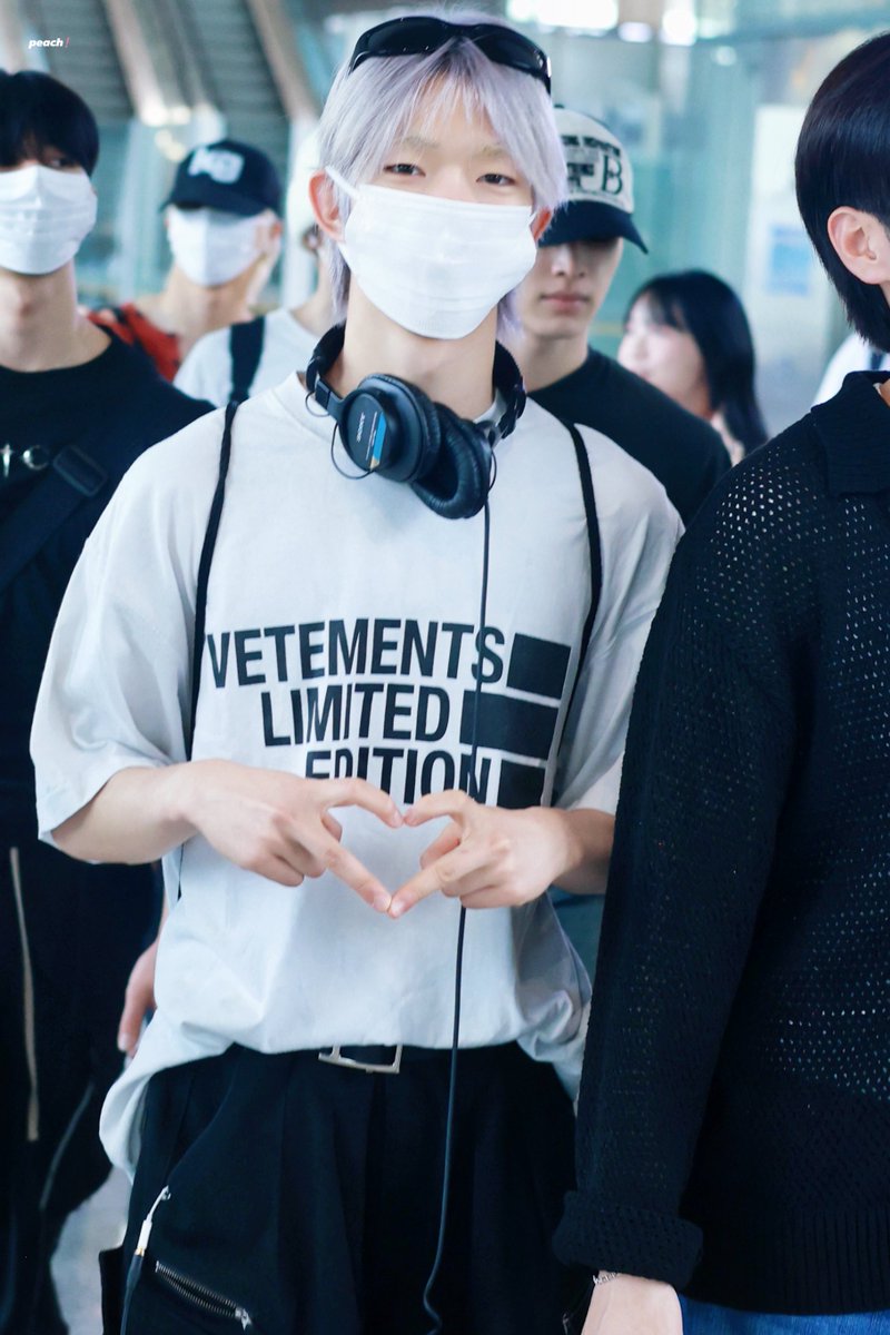 peachmy0119's tweet photo. 250630 PEK 출발

#NEXZ #넥스지 #ネクスジ
#TOMOYA #토모야 #トモヤ https://t.co/rVX8mcGHgb