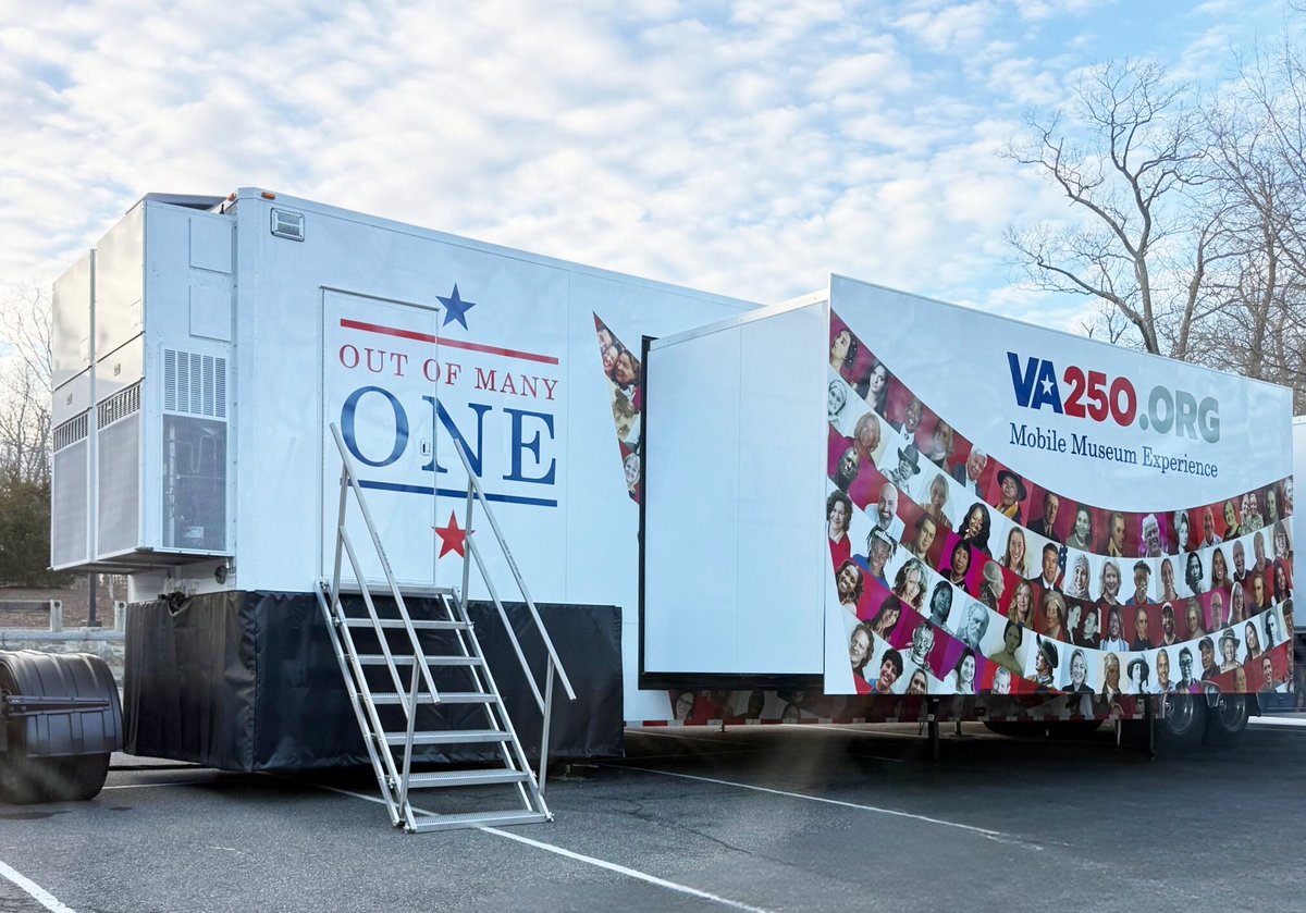 ⭐🗓️Mark your Calendars!🗓️⭐
Join us #LaborDayWeekend 2025 as the #VA250 commission's "museum on wheels" comes to #GeorgeMason's #GunstonHall. The exhibit,“Out of Many, One”, is an interactive, &amp; immersive experience not to be missed!
ow.ly/i3O550Wi2vr
#BlueStarMuseum