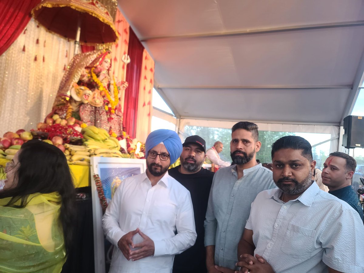 Jagsharan_Mahal's tweet photo. 🙏 Attended a soulful Jagran at Bhartiya Cultural Society Of Alberta Hindu Temple Edmonton — an evening filled with devotion, bhajans, and blessings. Grateful for the spiritual energy and community vibes. 🌸🕉️
#Jagran #HinduMandirEdmonton #SpiritualVibes #CommunityFaith https://t.co/fDGmSDjL3M