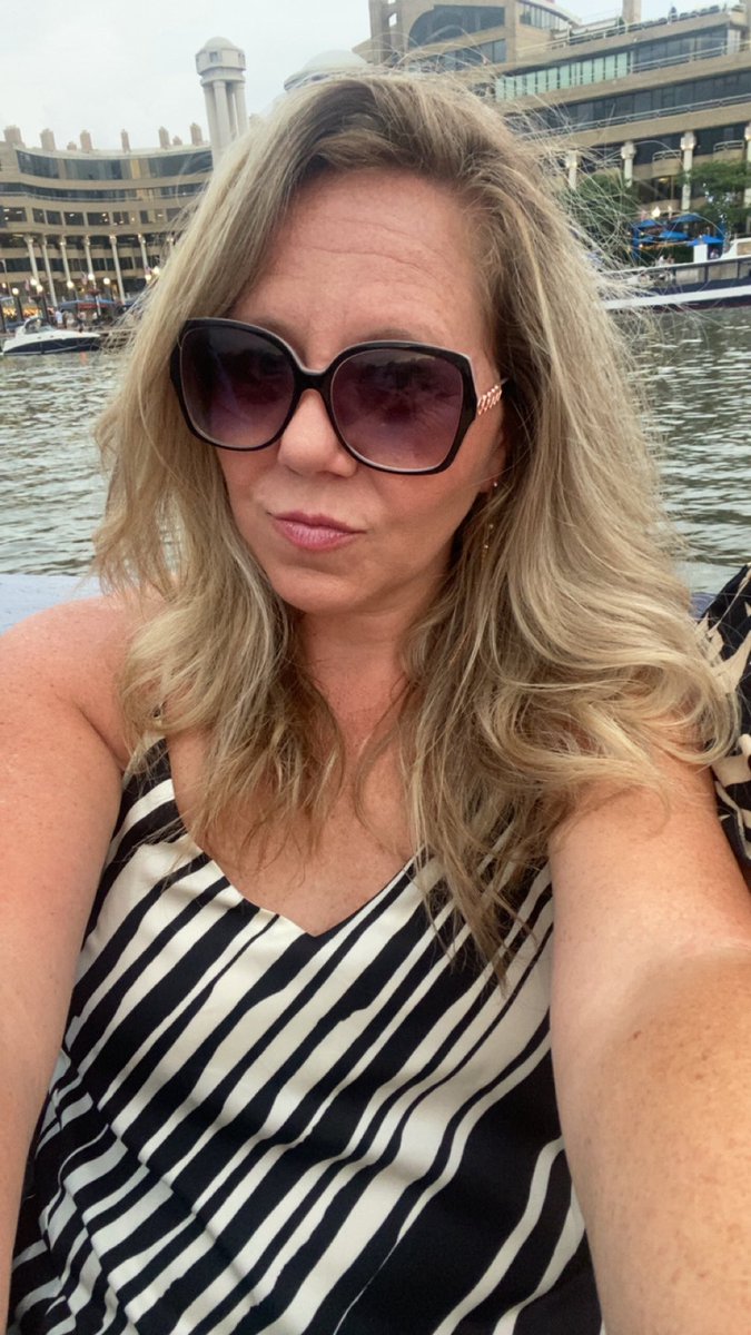 klmyates's tweet image. First night in DC with @KEDCGrants @KyCharge for a Potomac River Cruise!