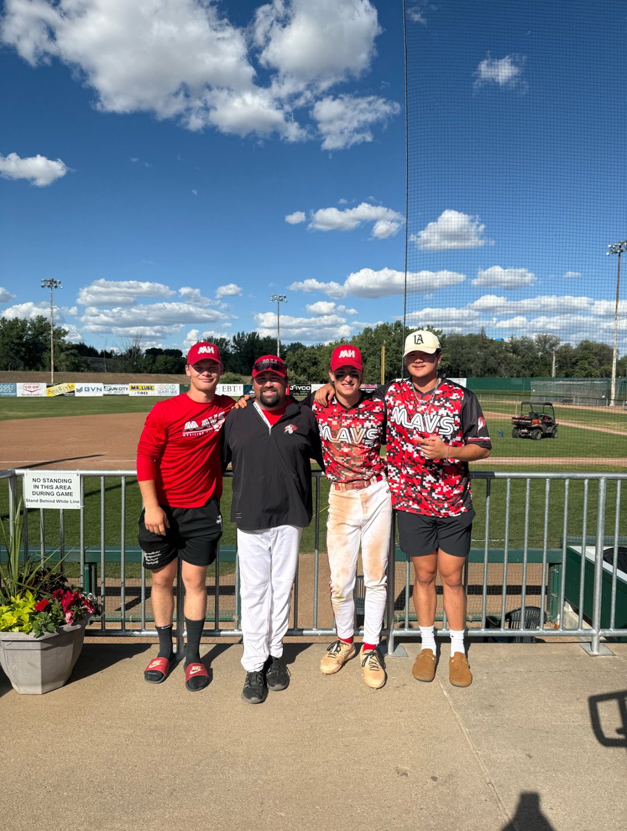 May not be together in Valley anymore so we decided to create the right memories north of the border this summer. Lovin life and all those apart of it near and far.