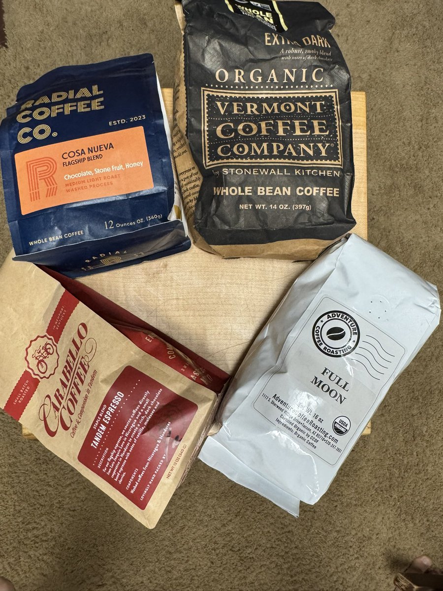 I’m so grATeful that I get to exchange coffee with my friends while at NATA  I love sampling coffee from all over the country. It’s so fun to bring a piece of home with you and share with others <a href="/ATCoffeeCrew/">AT Coffee Crew</a> <a href="/ATCAndrea/">Andrea Kovalsky</a> tagged Andrea here since she can’t be tagged in pics