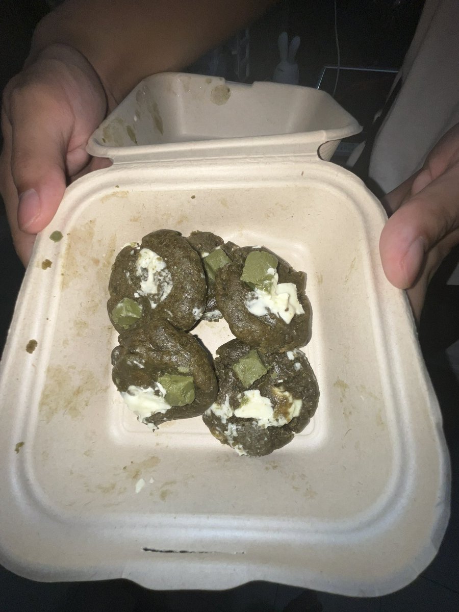 geeeeeeeeelo's tweet photo. will enjoy every food u giveee https://t.co/DytjFzM3bk