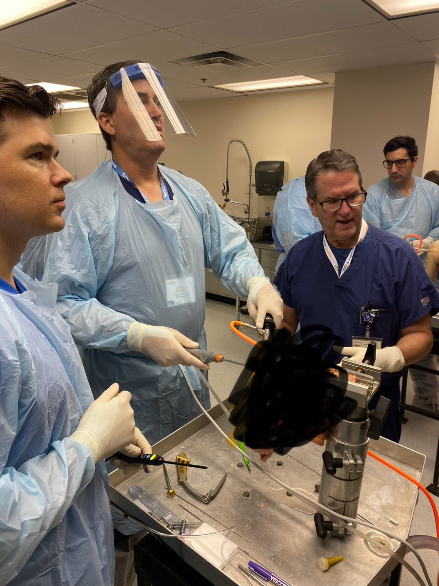 Amazing education at the Lexington Complex Knee Course! Humbled to be a part of a great faculty and the opportunity to work with several nationwide surgeons in pursuit of excellence. Special thanks to <a href="/darrenjohnsonmd/">darrenjohnsonmd</a> for the invite and to <a href="/SmithandNephew/">SmithandNephew</a> Continued education!!