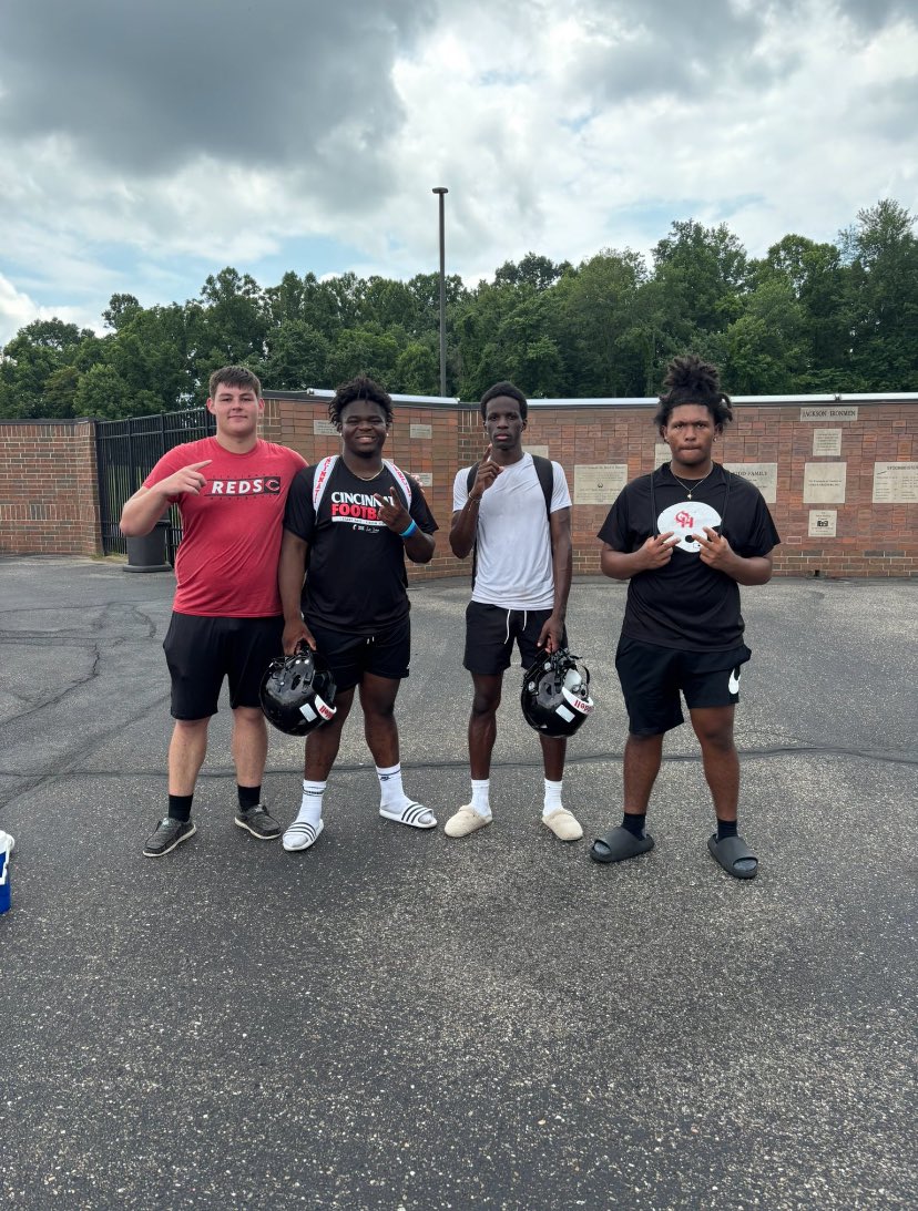 Jeremy Bader (@jeremybader_75) on Twitter photo After a great camp at Rio Grande, I’m blessed to say I have received an offer to continue my academic and athletic career at <a href="/URioGrande/">University of Rio Grande and Rio Grande CC</a>! Thank you for giving me the opportunity <a href="/sjharmon22/">Coach Sammy Harmon</a> <a href="/coachThurst/">Mark Thurston</a> and <a href="/coach_coop79/">Coach Coop</a>
<a href="/CoachDanScholz/">Dan Scholz</a>
<a href="/CoachRio5x/">DeMario Pleasant</a>
<a href="/OakHillsFB/">Oak Hills Football</a> After a great camp at Rio Grande, I’m blessed to say I have received an offer to continue my academic and athletic career at <a href="/URioGrande/">University of Rio Grande and Rio Grande CC</a>! Thank you for giving me the opportunity <a href="/sjharmon22/">Coach Sammy Harmon</a> <a href="/coachThurst/">Mark Thurston</a> and <a href="/coach_coop79/">Coach Coop</a>
<a href="/CoachDanScholz/">Dan Scholz</a>
<a href="/CoachRio5x/">DeMario Pleasant</a>
<a href="/OakHillsFB/">Oak Hills Football</a>