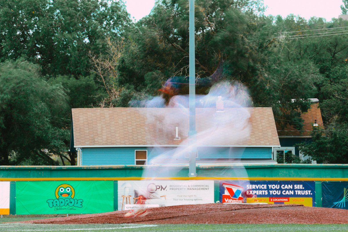 Minot Hot Tots tweet media