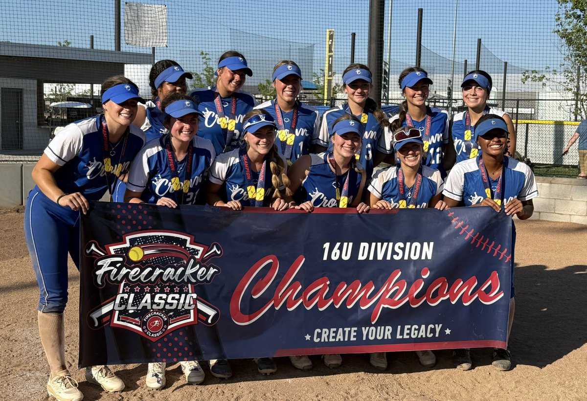 CrownSoftball1's tweet photo. Crown 16u went 6-0 on the weekend to win the Firecracker Classic! 🏆

True team effort on both sides of the ball this weekend. 

👏🏼: @AustynnA30801 &amp; @ParkerCam21 batting .500+ with several clutch hits!

Next up: Blue Chip Summer Slam (July 10-13)

👑🥎 #WearTheCrown 🦏 #HornsUp https://t.co/b0KAJO42Zp