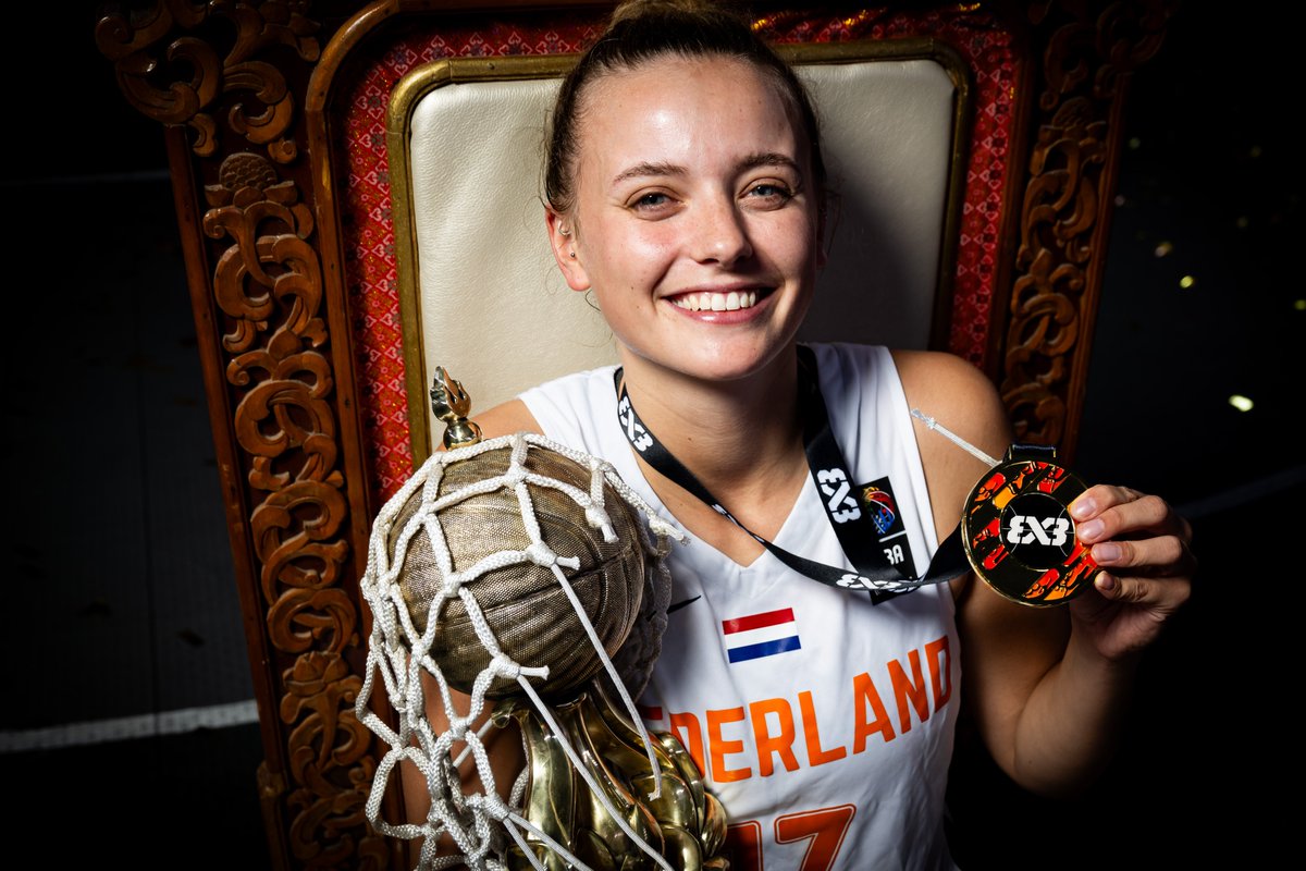 She's SLICK! 😮‍💨

Ilse Kuijt is a #3x3WC CHAMP! 🤩🇳🇱