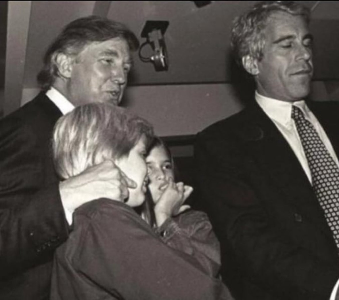 Brian Krassenstein tweet media