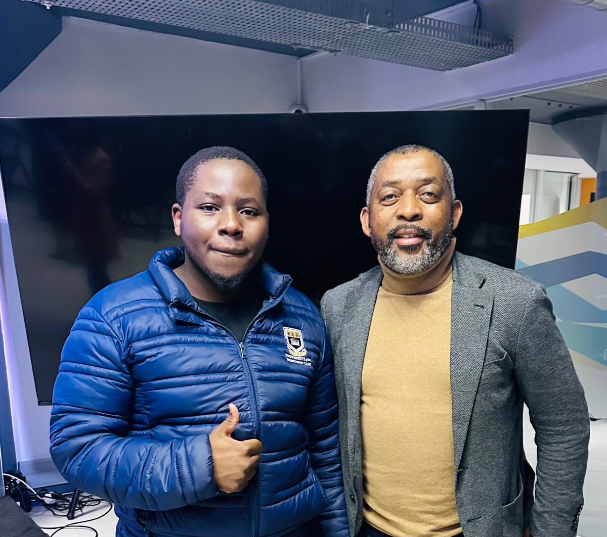 SolutionWe81133's tweet image. On 27 June, our team joined the Dept of Small Business Dev &amp;amp; 22 On Sloane Cape Town to unpack Budget 2025/26 and its impact on startups &amp;amp; SMMEs — with a big focus on township &amp;amp; rural economies.

#WebMax #Budget2025 #SMEs #Innovation #TownshipEconomy