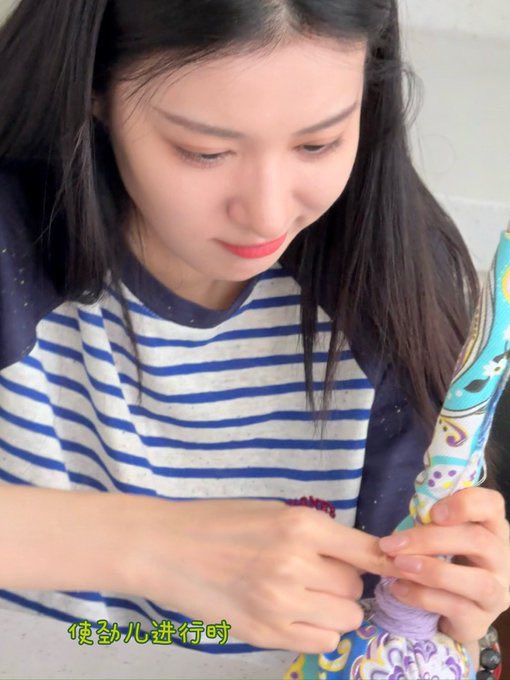 IsaIeah's tweet image. Another day unfurls its light, and with it, a blessing I wish to each of you, like petals drifting on a breeze. May tidings your heart has always longed for find their way before sun blooms into its noonday grace, before June is carried away into the arms of a waiting season, 🤍.