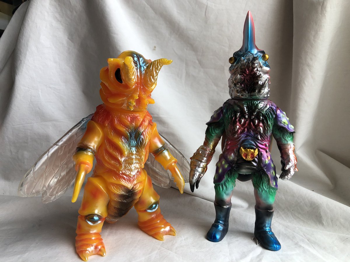 KitadaKoichi's tweet photo. ヤモマークさんの怪人シリーズが着弾しました。
BLObPUS塗装版ザリキングと以前着弾したコスメギラー成虫。
極彩色なザリキングは満足感アゲアゲです。
怪人シリーズ通販は嬉しいです。 https://t.co/QCIpbN9Was