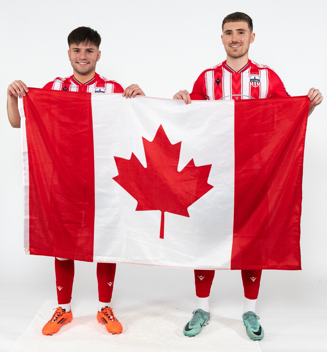 Happy Canada Day!  🇨🇦 🍁 Bonne Fête du Canada!