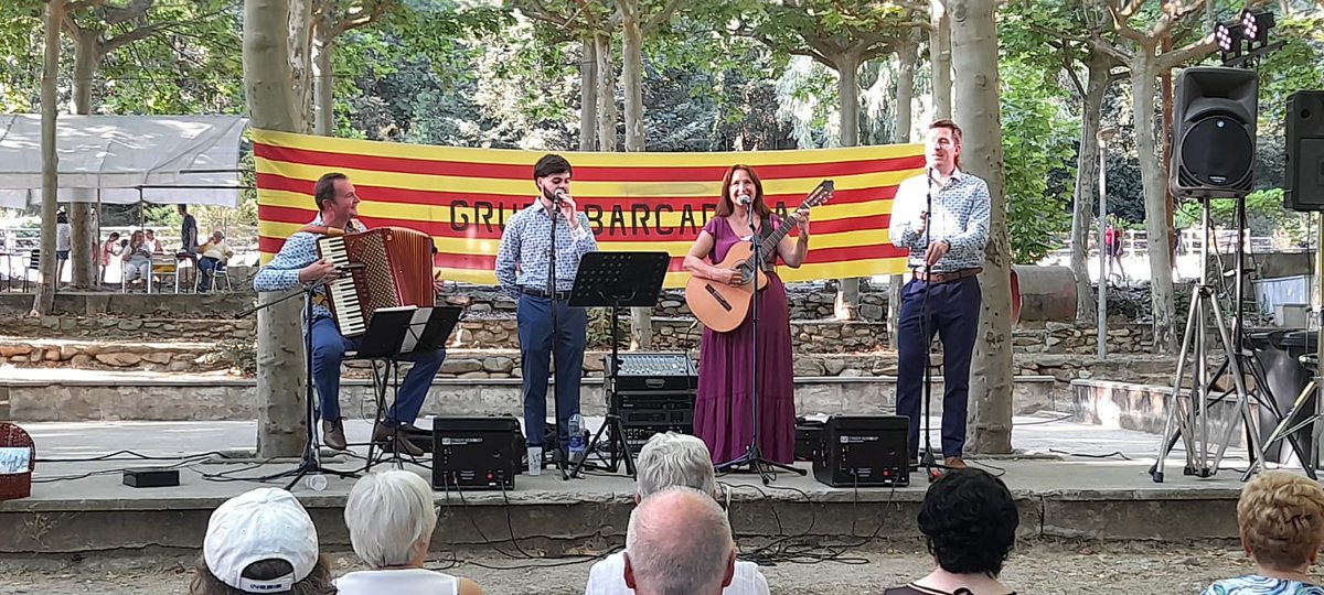 angelsbarcarola's tweet image. Ahir vam gaudir a Osor de l&apos;espai natural de Les Guilleries, que ens va ajudar a refugiar-nos una estona de la calor i amb un públic i una organització meravellosos. Moltes gràcieees!☀️🎶⛵❤️
#osor #la_selva #barcarola_havaneres #festa #musica