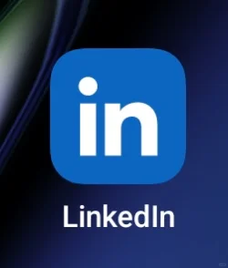 Ann131007's tweet photo. #LinkedIn I need to rent a female LinkedIn account. Account must be older than 1 year. LinkedIn account contact (must be friends for more than 3 months). Account must be personal, owned by the user. If you are interested, you can add me on WhatsApp: +66958075190 https://t.co/KBfEJp6zuh