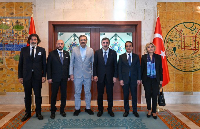 Aydın Ticaret Odası Başkanı Heyetle Cumhurbaşkanlığına Ziyarette