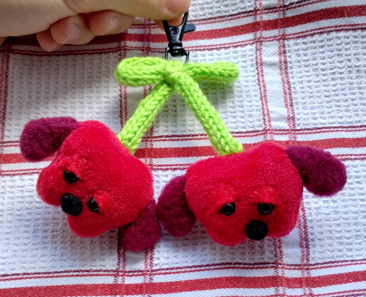 kkorotokii's tweet image. pup cherries keychain! (and it's tiny version) I'll be making more!!!!