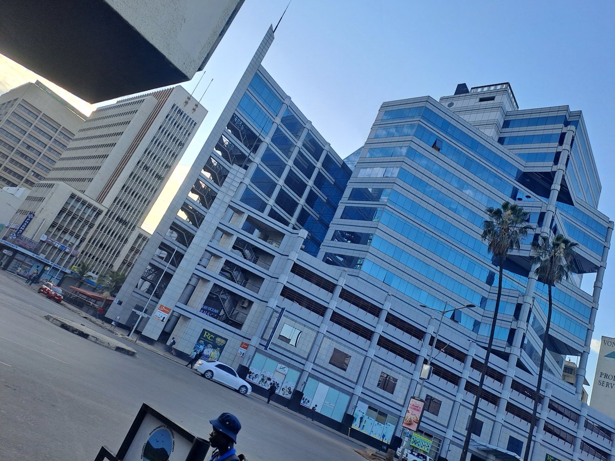 Rugare50's tweet image. Harare is a better city than both Johannesburg and Lusaka combined