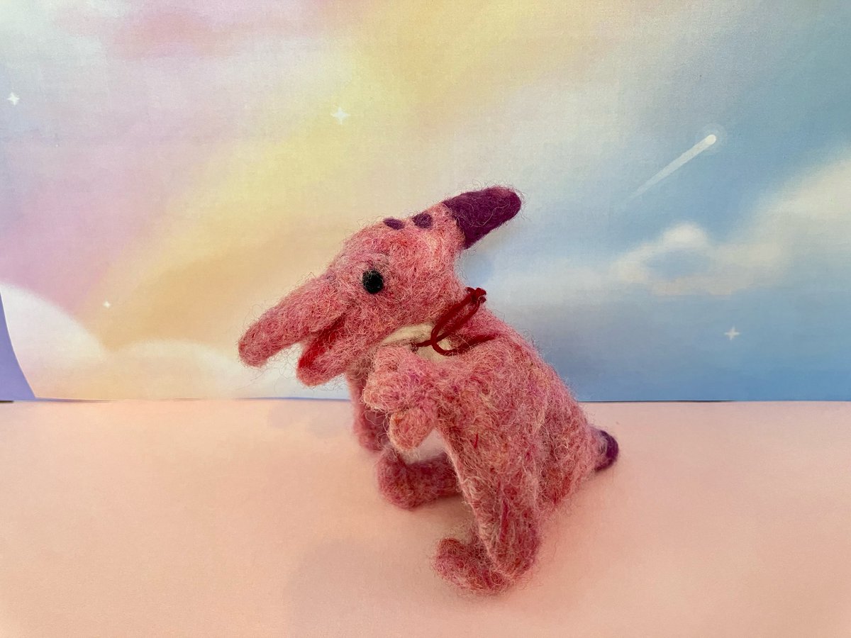 ピンクのかわいいプテラノドン🦖
#こみっとプレイス 
#恐竜
#羊毛フェルト