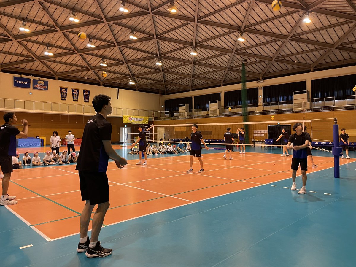 📝｜#社会貢献活動 レポート 

6月26日(木)、沼津特別支援学校のみなさんと交流会を行いました！

ご参加いただいた皆さんありがとうございました☺️🏐

#東レアローズ静岡 
#torayarrowsshizuoka