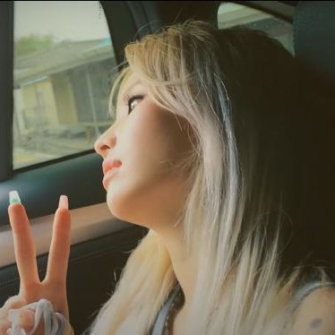 soft soyeon (@softyeonpilled_) on Twitter photo 