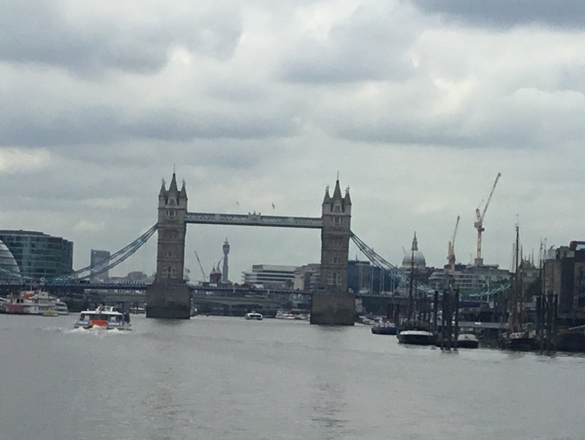 RoyalsOther's tweet image. Tower Bridge was officially opened on 30th June 1894.