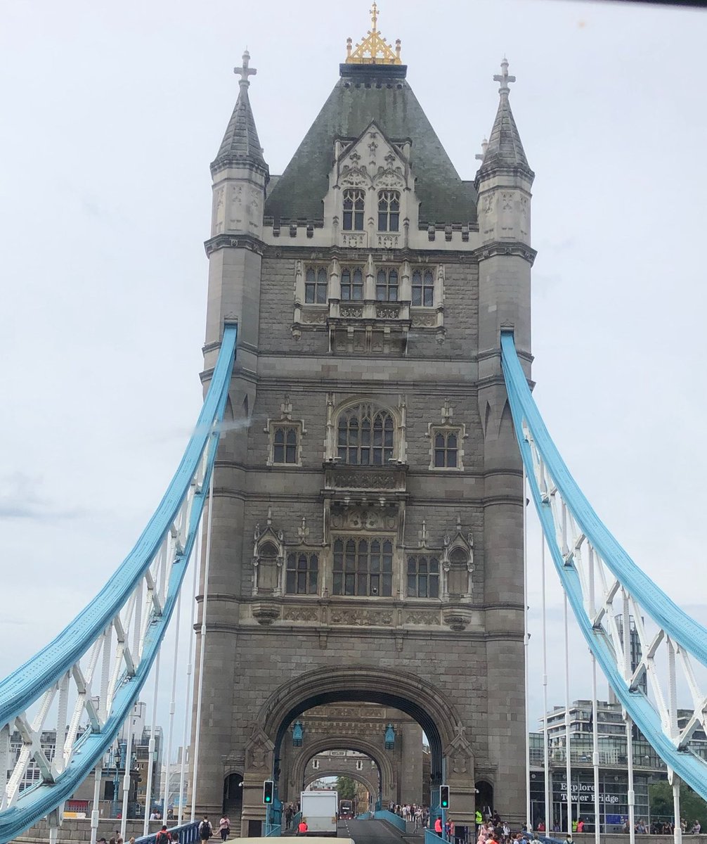 RoyalsOther's tweet image. Tower Bridge was officially opened on 30th June 1894.