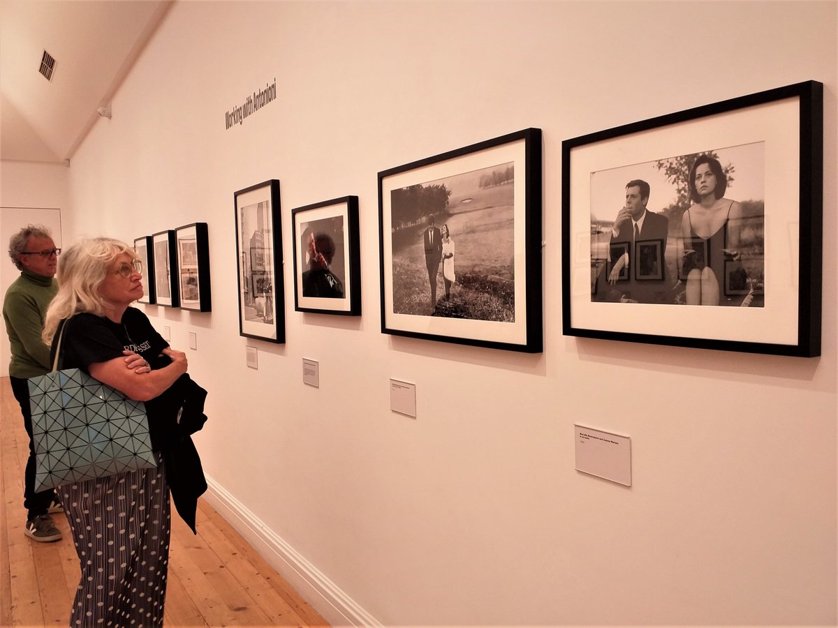 nicholas_sack's tweet image. Figures at an exhibition
Estorick Collection: Sergio Strizzi, 2024
#photographs #photography #SergioStrizzi #Estorick #Antonioni #streetphotography #stills #filmstills #exhibition #gallery #show #woman #man #viewers #visitors #spectators #city #Italy #Italian #London #Islington