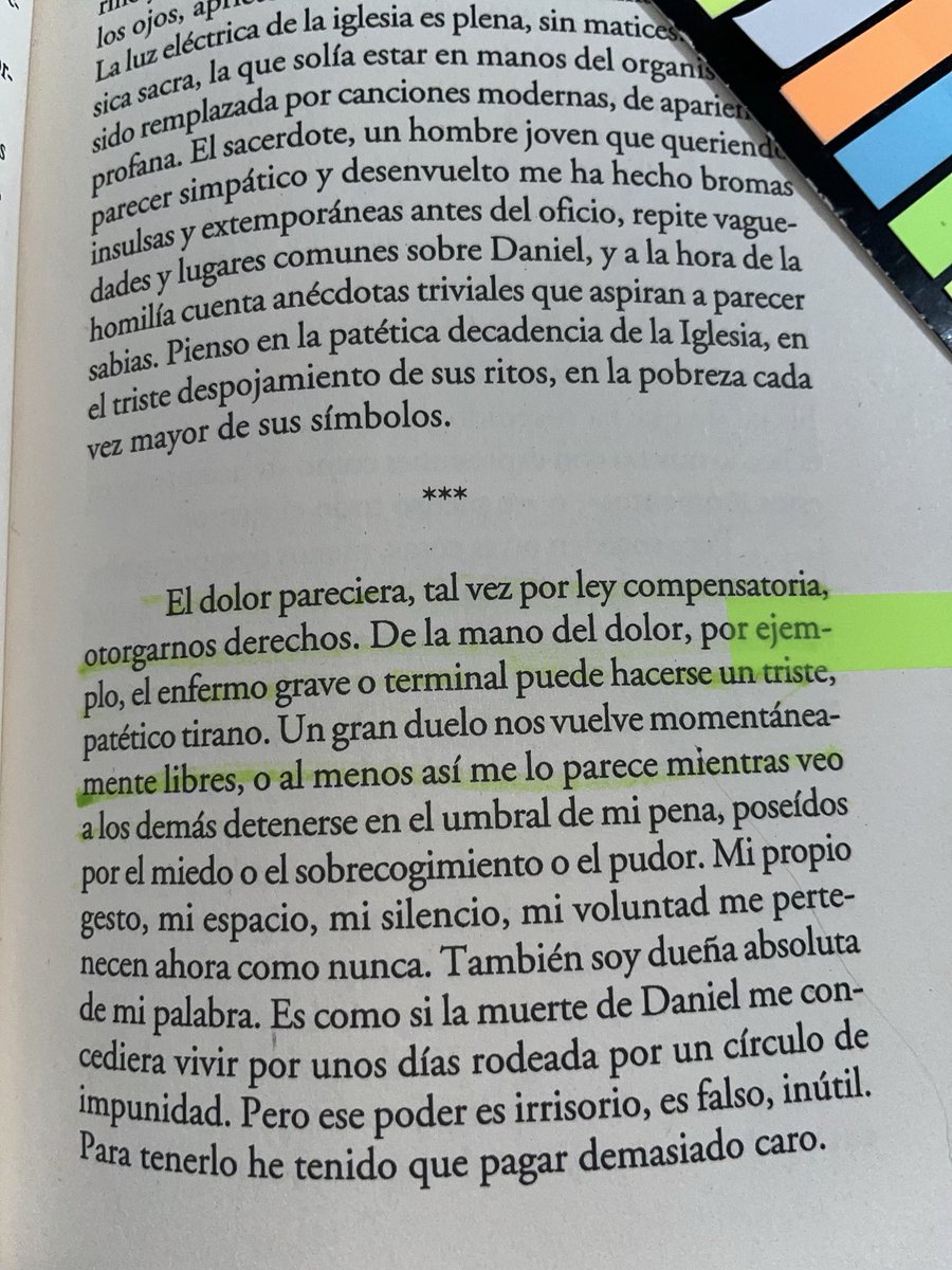 lolimg98's tweet photo. Lo que no tiene nombre.

Piedad Bonnett https://t.co/6mQUhDaFqh