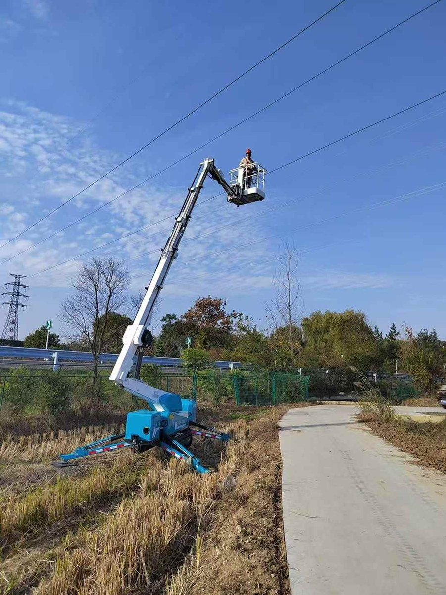 fuzoomtechnical's tweet image. Electric and diesel dual power drive, or you can also choose to have only electric or diesel.🥰

Customised for you, you deserve it.👏

#fuzoom #spiderlift #areial #machine