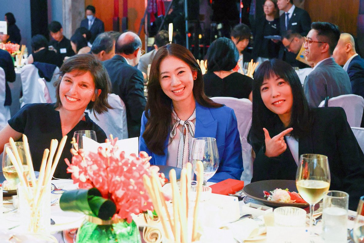 Congratulations! <a href="/NikkeiAsia/">Nikkei Asia</a> won top prize in tech reporting at the <a href="/sopasia/">The Society of Publishers in Asia</a>🥇 Read award-winning projects: China's undersea cable drive defies U.S. sanctions asia.nikkei.com/Spotlight/The-…
Inside Huawei's mission to boost China's tech prowess asia.nikkei.com/Business/Techn…