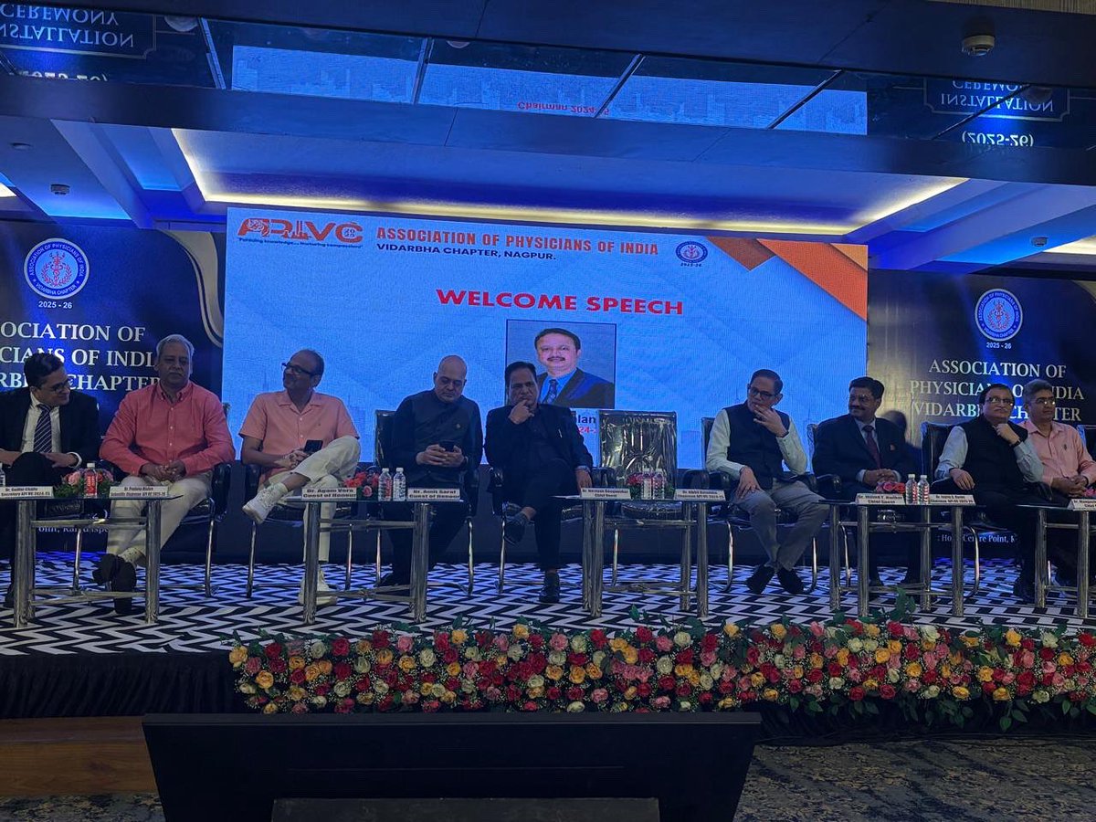 dramitsaraf's tweet photo. Honoured to be with the VIPs of the API! https://t.co/gno7wqPPXe