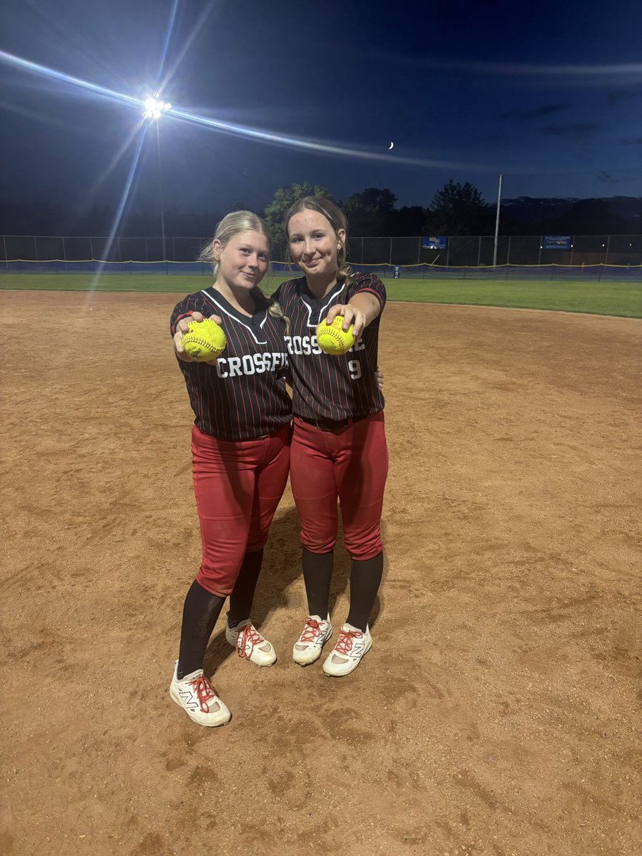 bdelowsky's tweet photo. @CamroseSoftball Bronze winners in St. Albert Delow threw her 100 strikeout of the year and a 💣, Bassett with her first 💣 
Thanks to all our sponsors @cropmanagement Wayco Environmental, Bryden Trucking &amp; Picker Service, JSK Consulting Ltd, Oxaminty Trucking Inc. https://t.co/KFkIShH2Rl