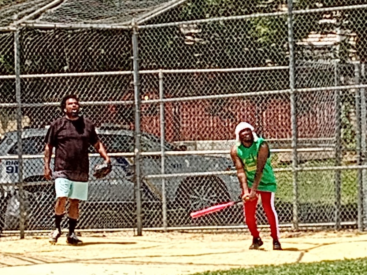 PPD26Dist's tweet image. The 26th District community team along with PDAC members, Nelson Playground and Hartranft Rec Center had a fantastic event during the previously postponed Juneteenth Game. It was a hot but successful event. Thank you to all of the participants.