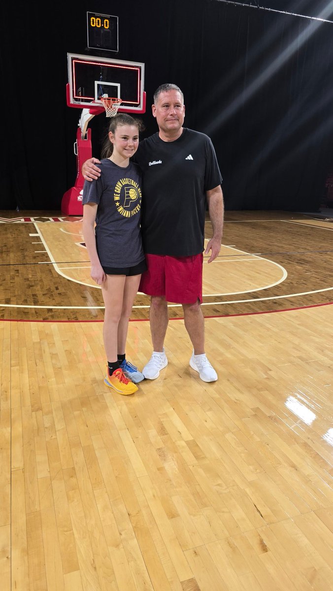 #1 Hannah Simmon Co2029

Had a great time at the <a href="/MiamiOH_WBB/">Miami University WBB</a> Elite Camp today.  Coach Box <a href="/GlennBox/">Glenn Box</a> and his staff put on a great camp.  Great competition and look forward to future work.  Had a great showing in the 3pt shooting contest, but fell a few short.