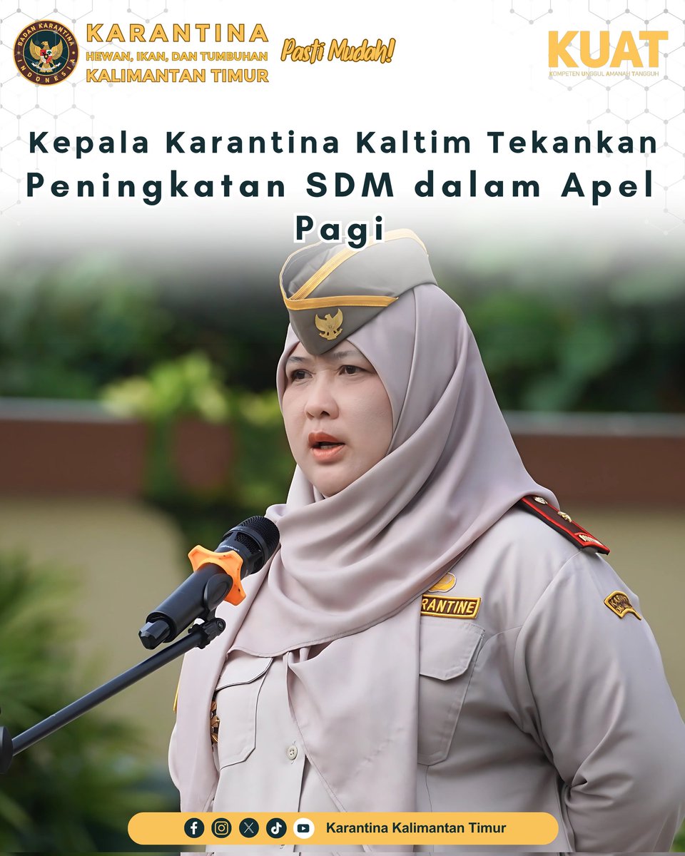 KarantinaKaltim's tweet photo. Balikpapan (30/6) - Para pegawai Karantina Kalimantan Timur pagi ini mengikuti apel rutin yang dilaksanakan di halaman kantor induk. Apel pagi ini dipimpin langsung oleh Kepala Karantina Kaltim, Arum Kusnila Dewi. https://t.co/JP6Weak7If