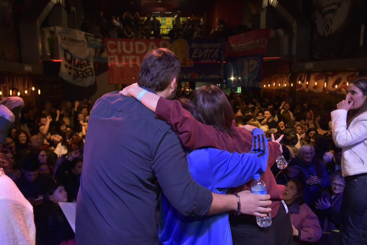 En Rosario ganó la esperanza, ganó la escucha, ganó la política de la solidaridad y el trabajo frente al odio. En Argentina ganó la posibilidad de construir un futuro más digno 
Con <a href="/juanmonteverde/">Juan Monteverde</a> vamos por una Rosario Sin Miedo!🤍✌🏻