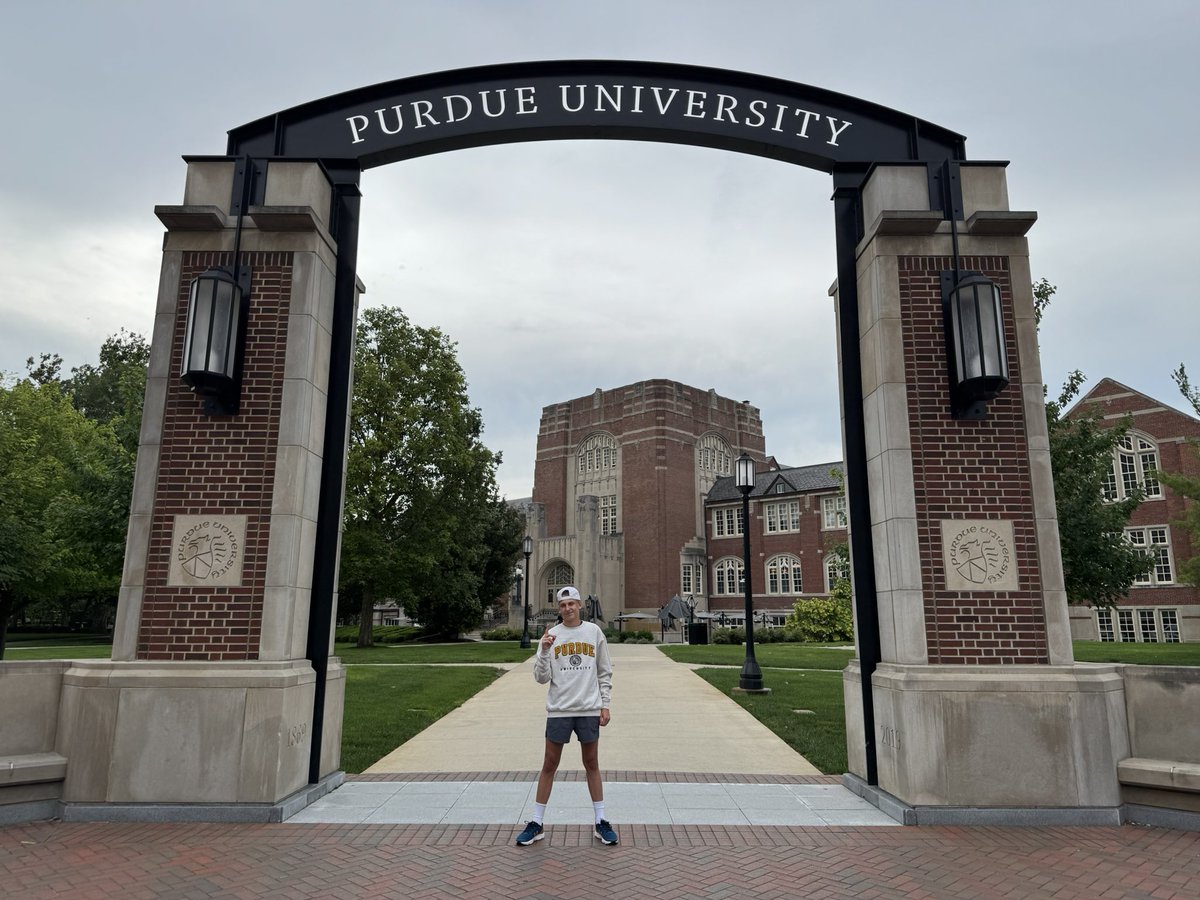 Declan Van Praag tweet media