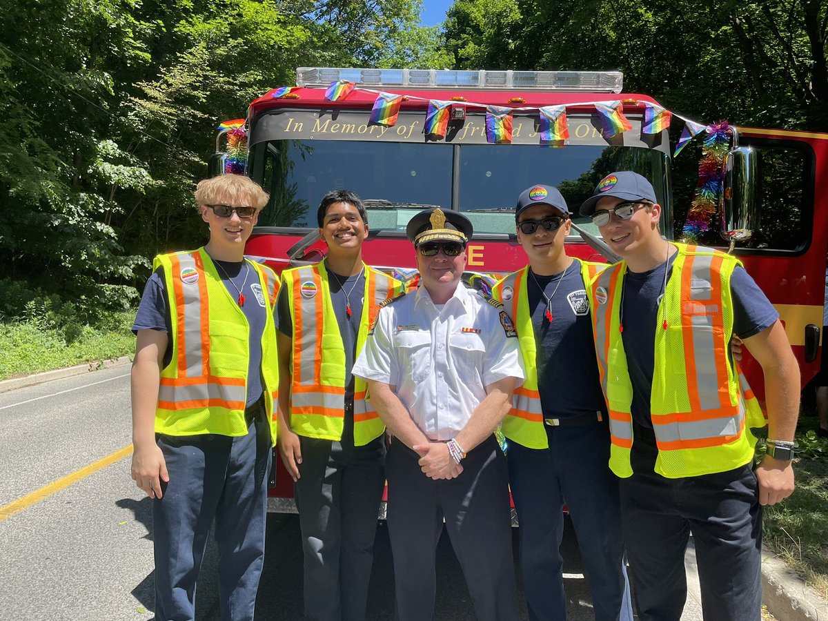 ChiefJessopTFS's tweet photo. More fun, more pride 🌈 from today’s #PrideTO Parade! https://t.co/ZC7zEEWUsk