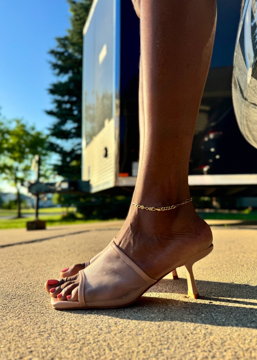 Ebony Elevens (@ebonyelevens) on Twitter photo 