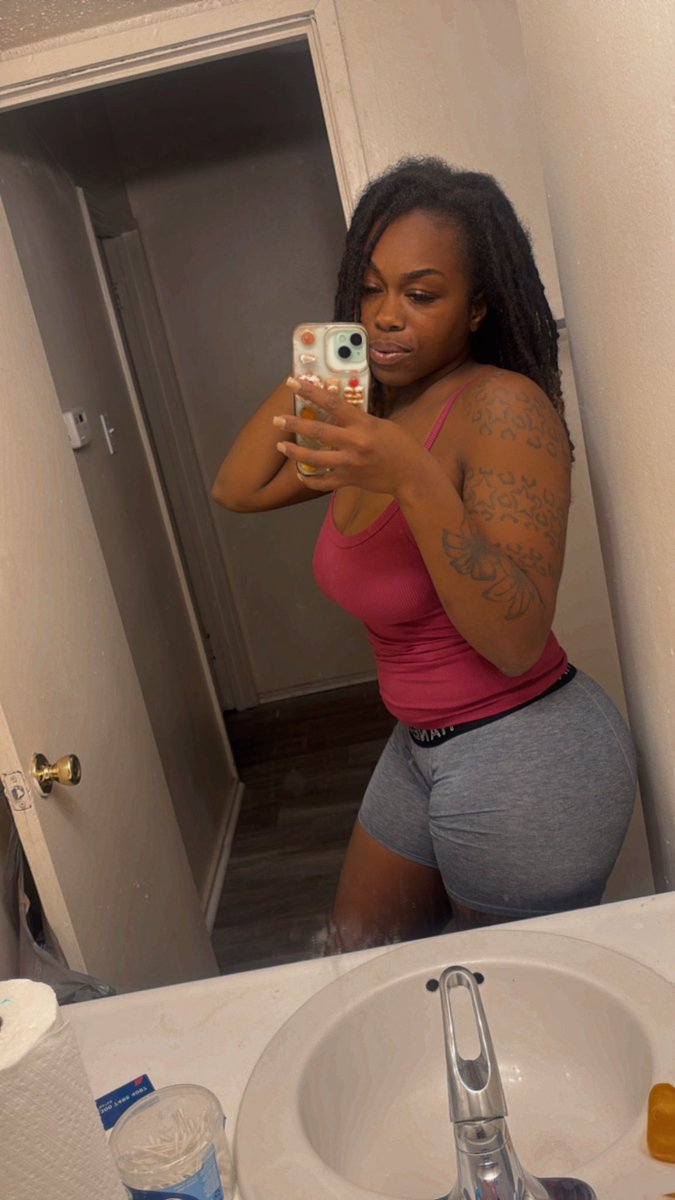 locinwithbunn's tweet image. Goodnight  #Loclove #Loclife🌙