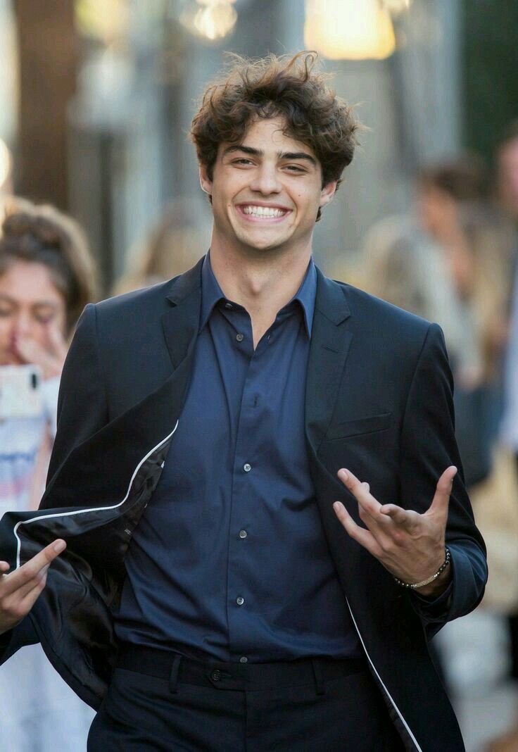 vidanerdfit's tweet photo. "Gêmeos" hahaha 
Noah Centineo (O Ken Masters) e Breno Jordan o Einerd Jr. @peterjordan @EinerdMz https://t.co/eHNXgcatXH