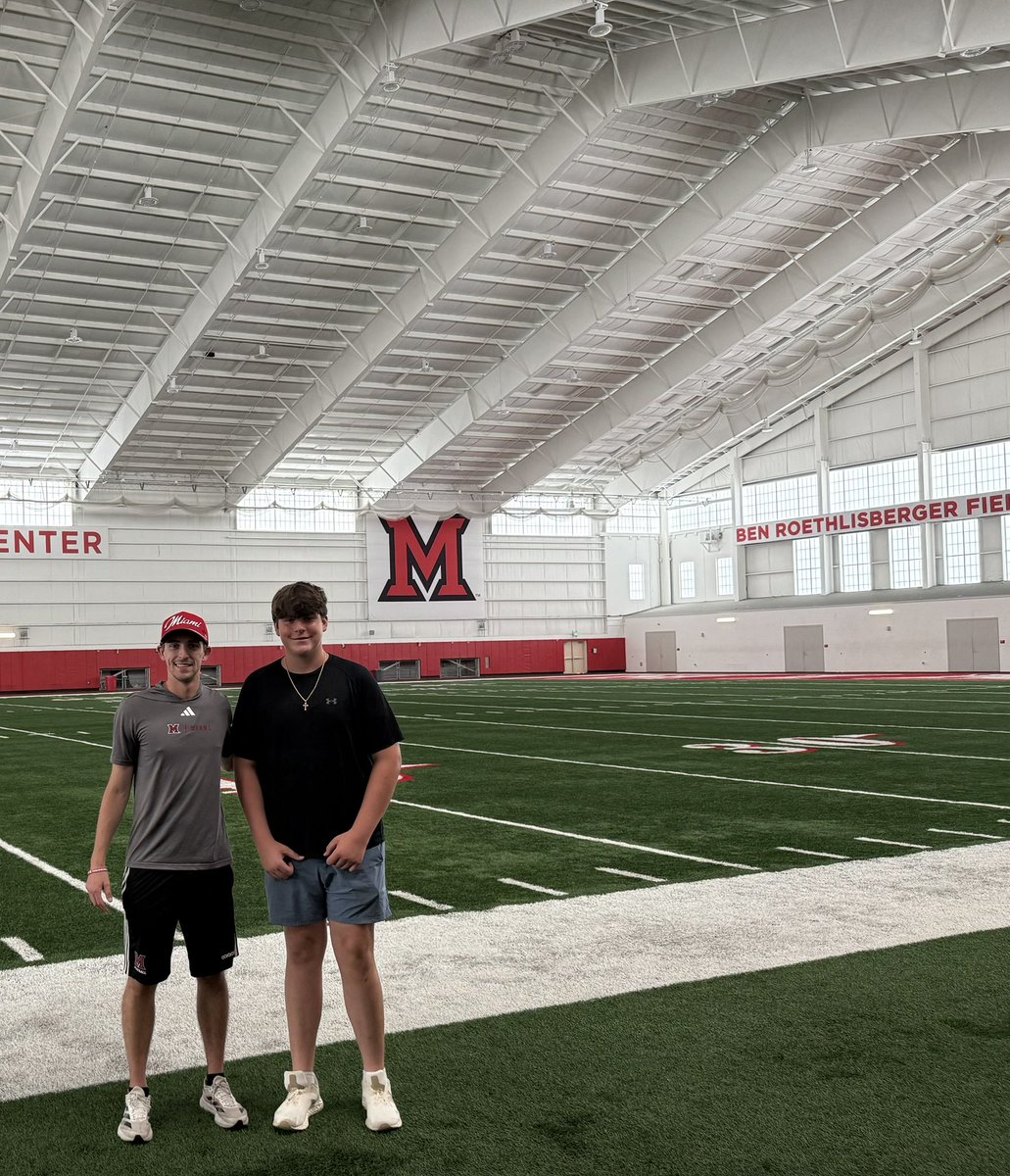 BigSully2029's tweet image. O-Line pride. Cool day. Thanks Coach @ColtArthur for showing us the legacy of Miami Football. The Cradle of Coaches=impressive as are your facilities.
