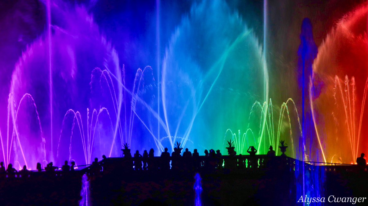 cwanger_alyssa's tweet image. A refreshing Illuminated Fountain Performance tonight at Longwood Gardens! @longwoodgardens @6abcWeather @visitphilly @discoverPHL @PHLVisitorCntr @Brittany_Boyer @6abc @PaytonDomschke @KennettSquareRT @CanonUSA @phillymag