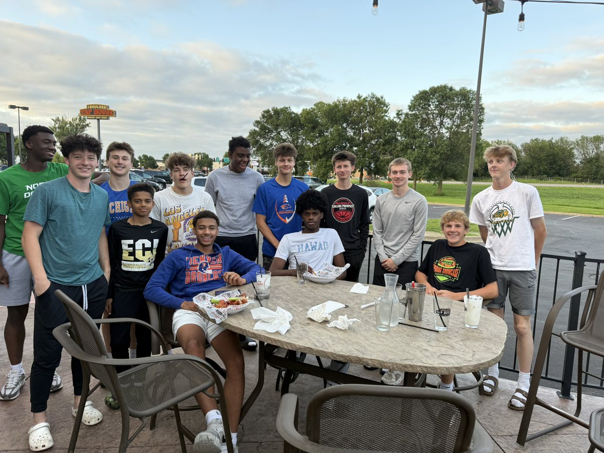 1️⃣5️⃣u Boys Black ⚫️ found some SPARKS 🔥 this weekend, as they finish with a 3️⃣-1️⃣ record at the Comets Great Plains Alliance Tournament in St. Cloud‼️

This group is a FUN 🤩 watch, and each game was a BATTLE!

#SanfordSports | #TogetherAsOne