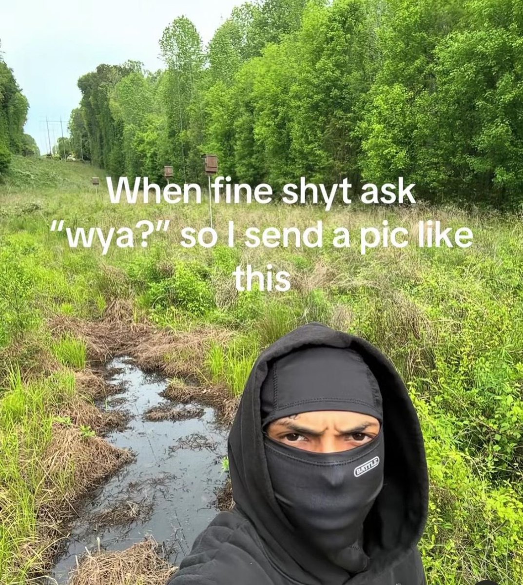 $𝔩𝔞𝔭☃️ (@slvppy) on Twitter photo 