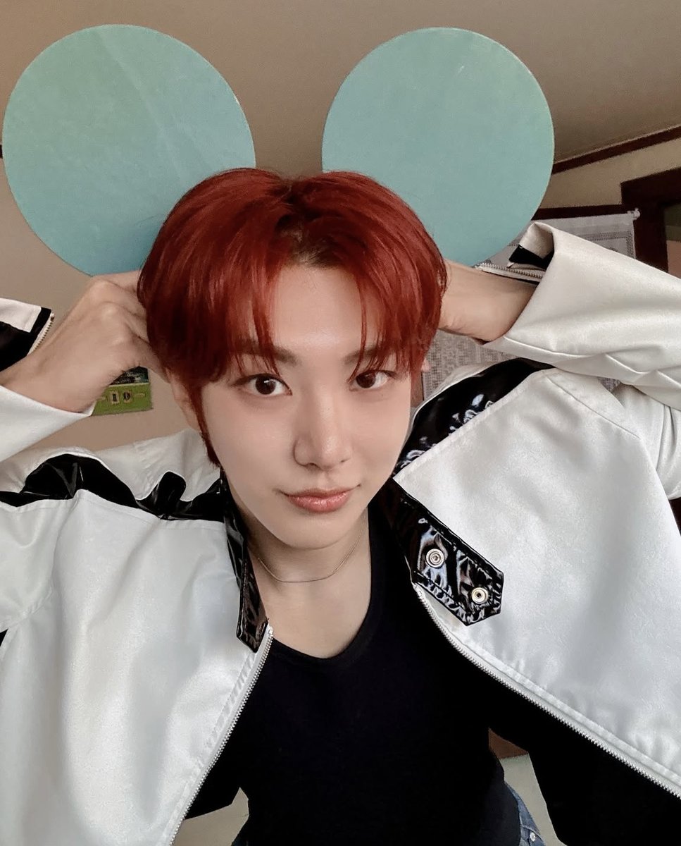 A special gift was delivered to Yoo Heedo to celebrate his 1st debut anniversary!
It was filled with love and support from fans who’ve been cheering him on since the beginning.
#유희도 #YOUHEEDO #HEEDO #刘熙都 #劉熙都 #ヒド #팀24시 #Team24